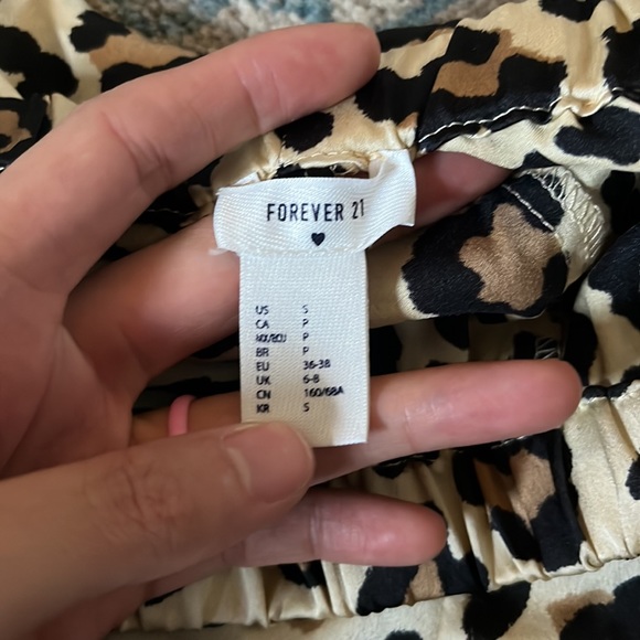 Forever 21 Leopard Print Pajama Set - Picture 4 of 4